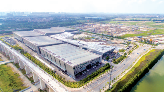 廣東潭洲國際會展中心已經承擔了多次的大型展會任務，相關二期工程也在建設當中。/珠江商報資料圖（記者周焯杰攝）